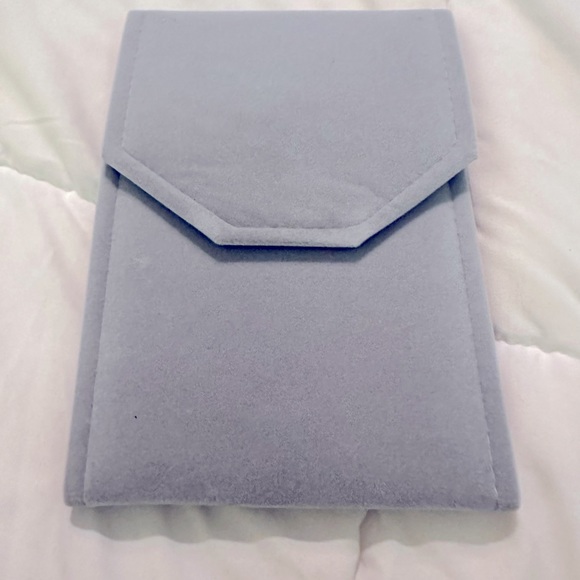 Gorgeous dragon fly earring and matching sterling silver necklace - Picture 11 of 11